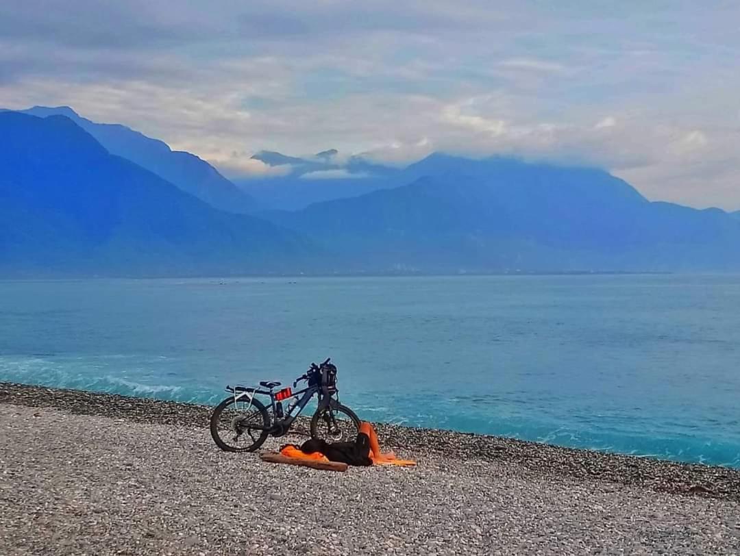 5 Loaves 2 Fish B&B Kota Hualien Ruang foto